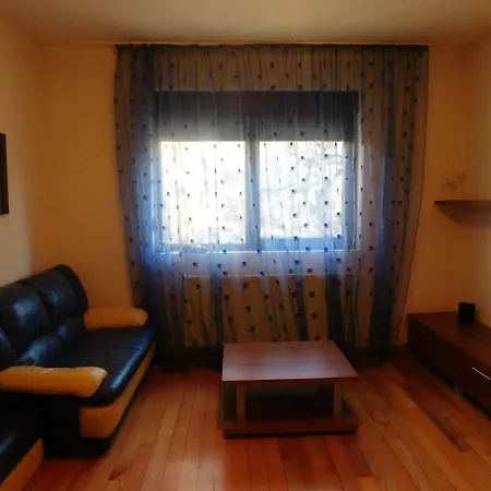 Nicole'S Apartment Bucharest Exterior photo
