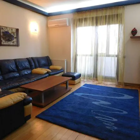Nicole'S Apartment Bucharest Exterior photo