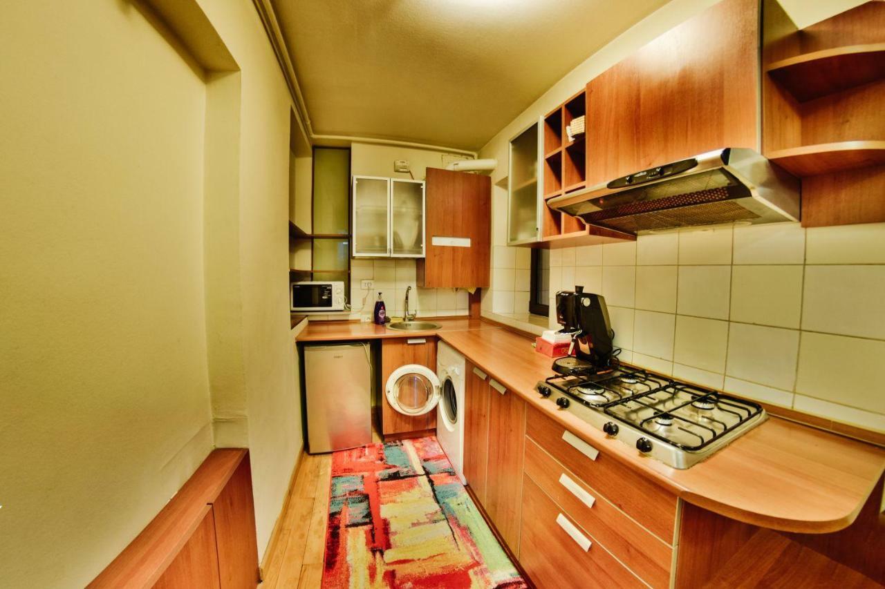 Nicole's Apartment *